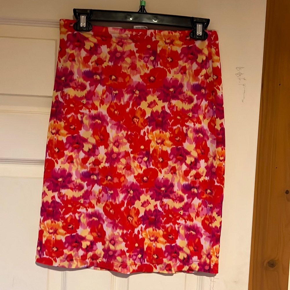 Guess Mid Length Bright Floral Skirt